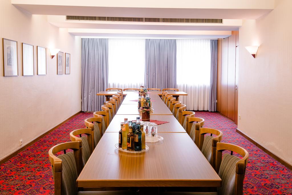Hotel Goldener Hirsch Bayreuth Exterior photo